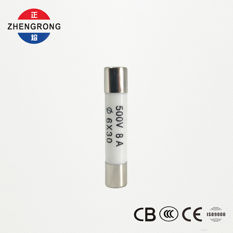 Højkvalitets 6*30 mm R058 sikringer 8A til internationale distributører