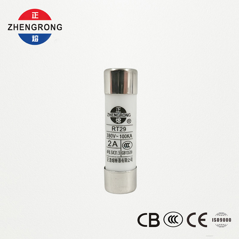 Engros 8,5*31,5 R014 2A tilpassede sikringer