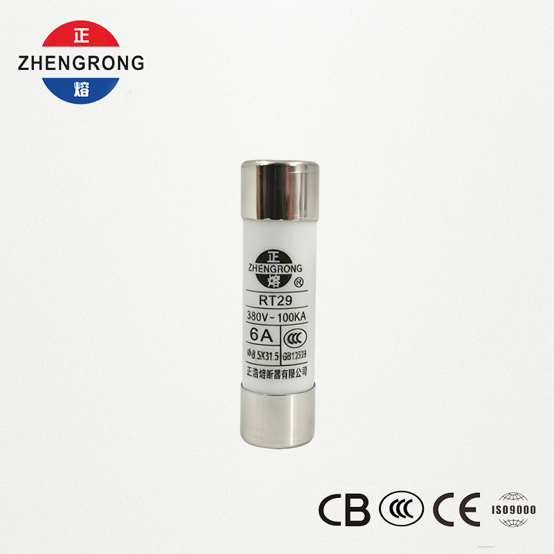 Engros 8,5*31,5 R014 6A tilpassede sikringer