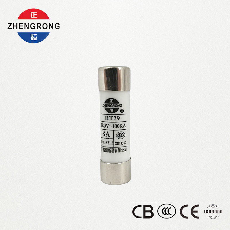 Engros 8,5*31,5 R014 8A tilpassede sikringer